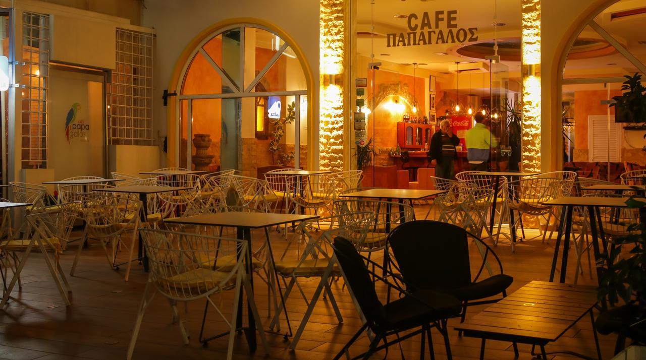 Hotel Papagalos Neos Marmaras Buitenkant foto