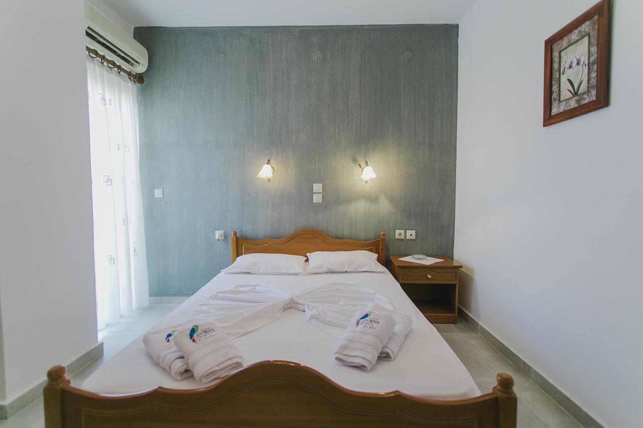 Hotel Papagalos Neos Marmaras Buitenkant foto