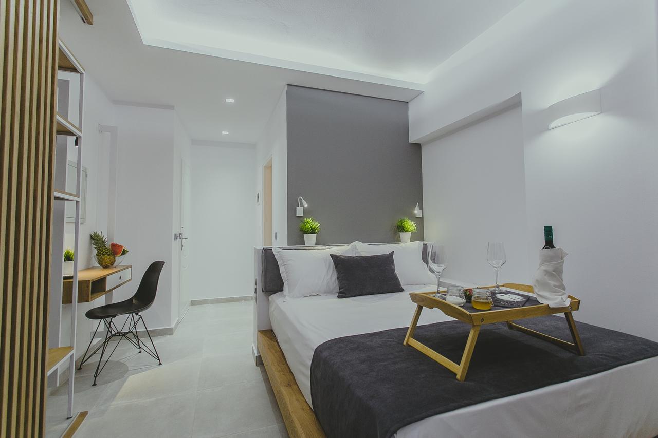 Hotel Papagalos Neos Marmaras Buitenkant foto
